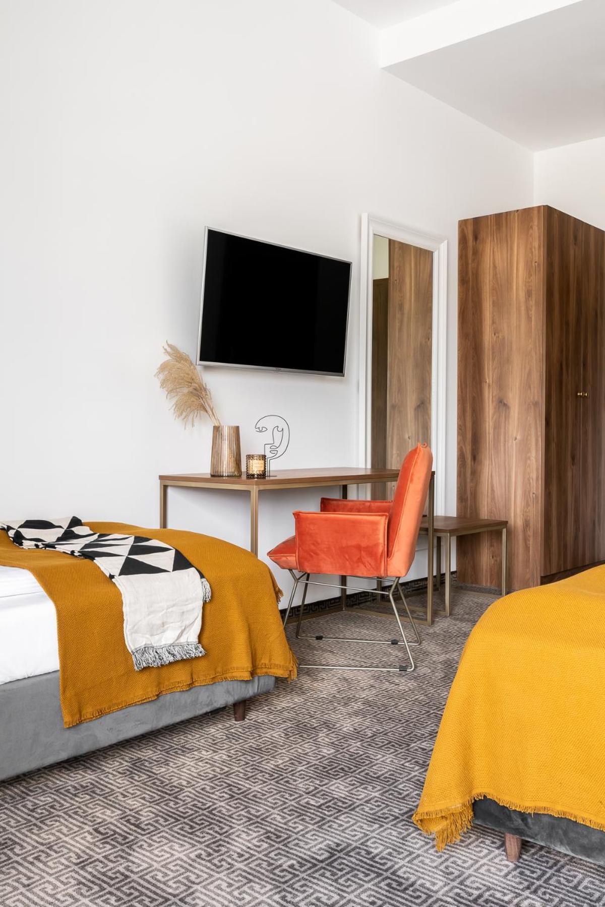 Oberza Pod Roza Restauracja, Sauny, Jacuzzi Bed & Breakfast Nowy Targ Exterior photo